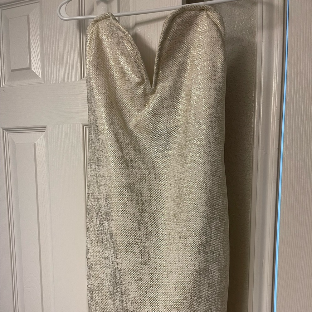 Beautiful strapless evening dress with tags.